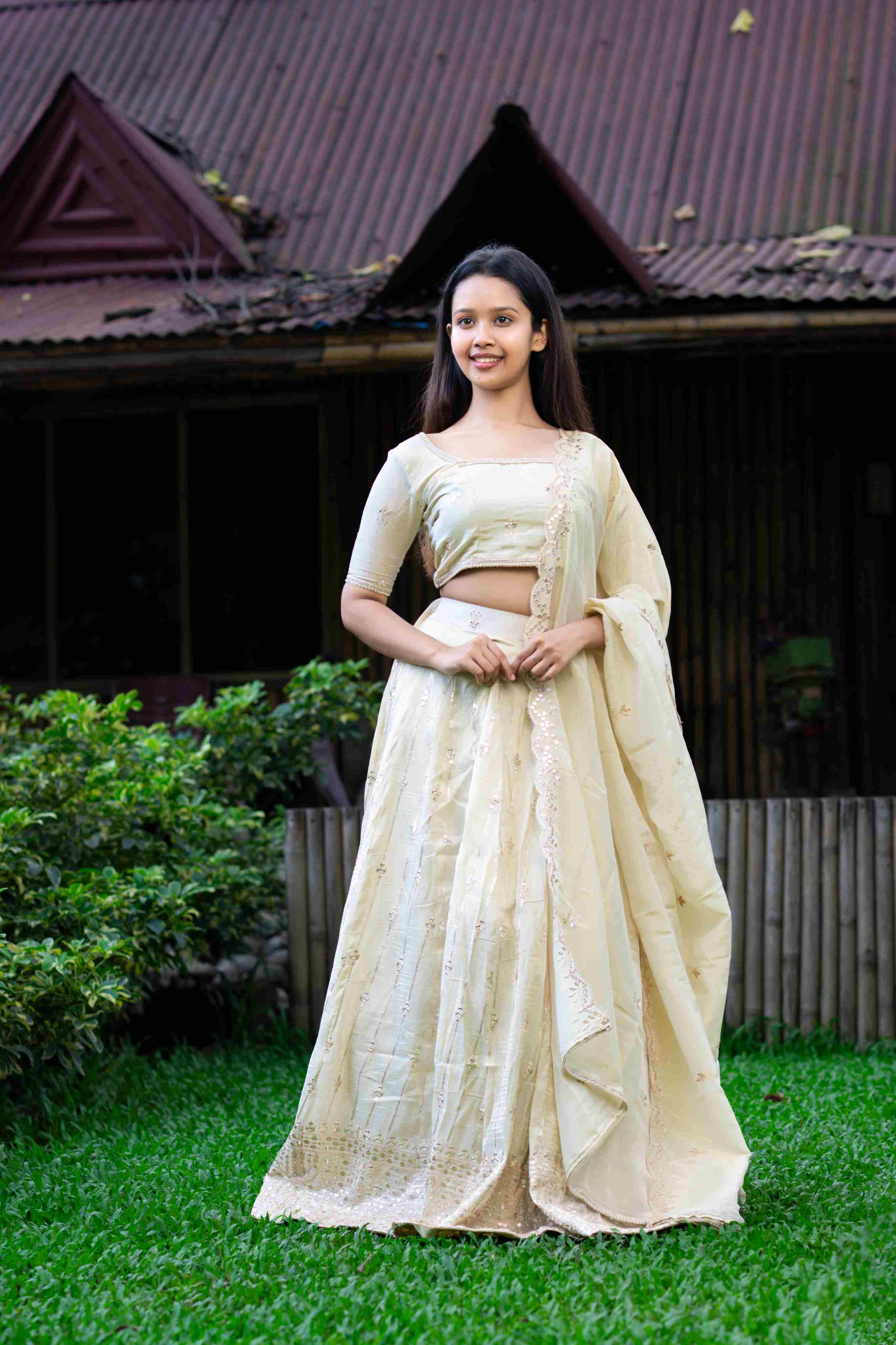 lll Pariza  Zari Work Lehenga